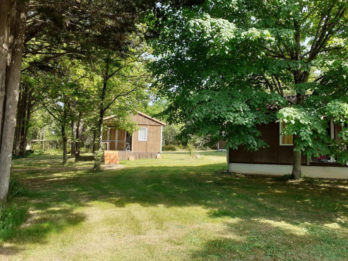 Camping Domaine Papillon Reyrevignes  Exterior foto